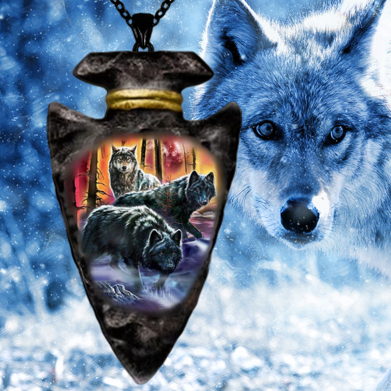 Triangle Deep Forest Wolf Pendant Necklace for Men